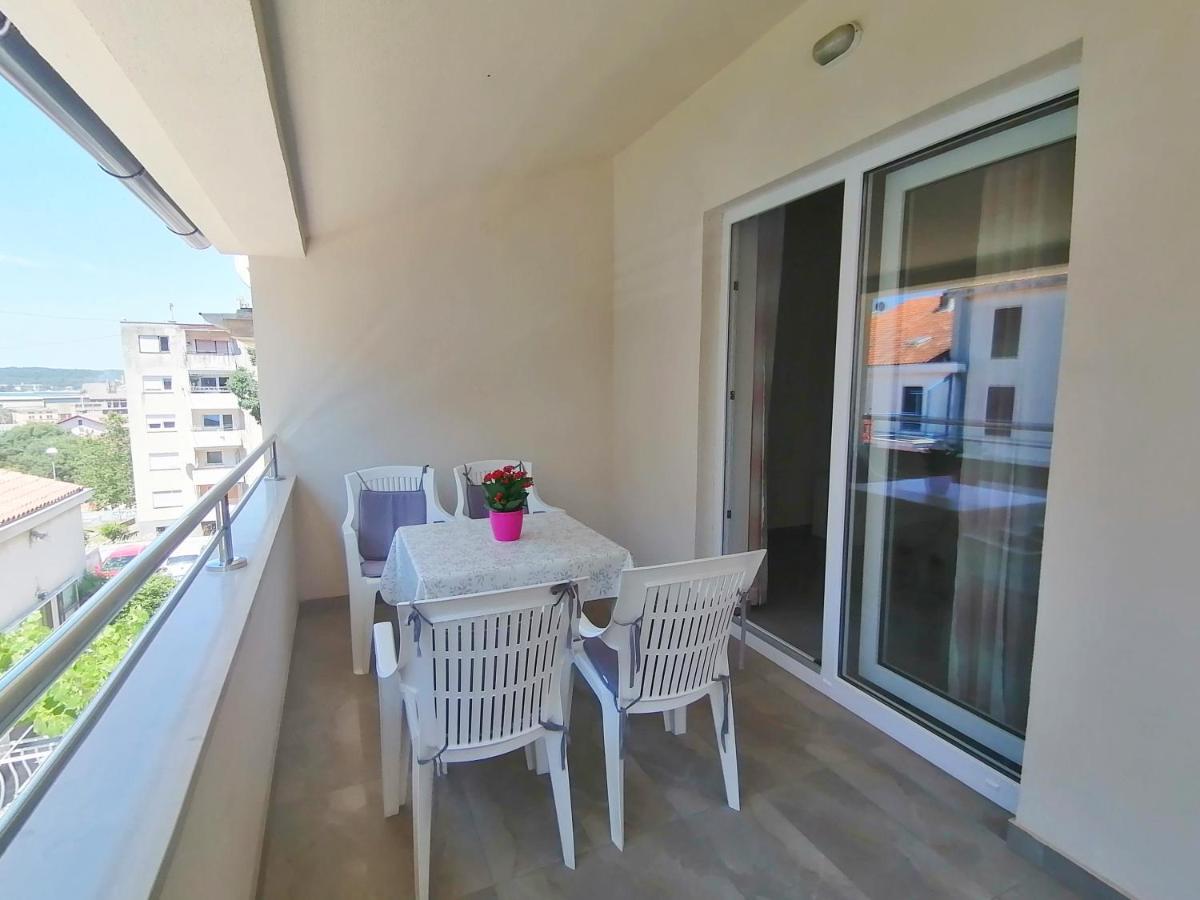 Holiday Apartment Dunja Пула Экстерьер фото