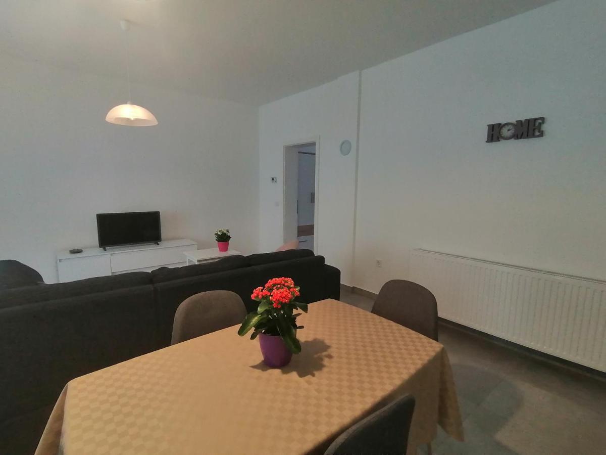 Holiday Apartment Dunja Пула Экстерьер фото